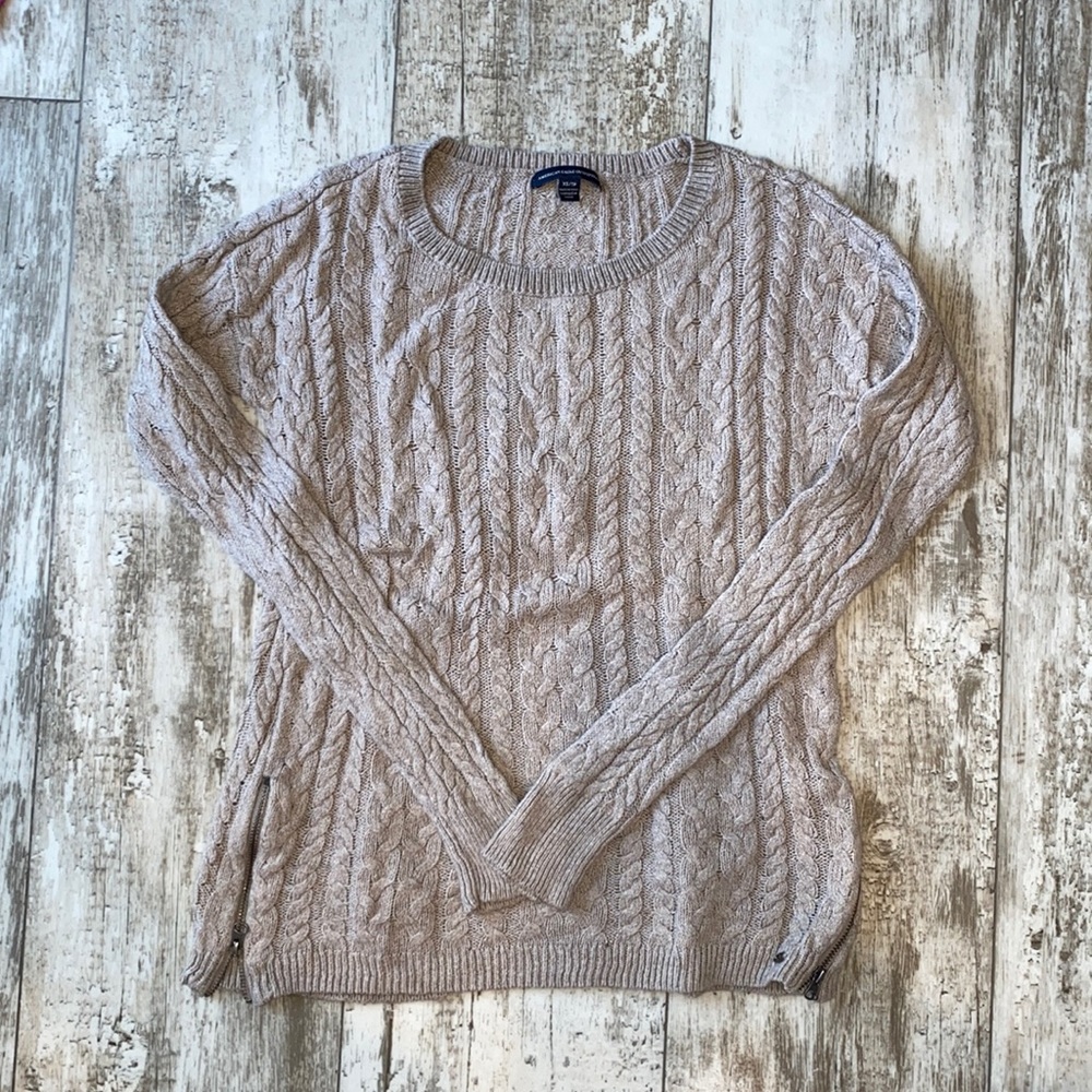 Women’s American Eagle Sweater